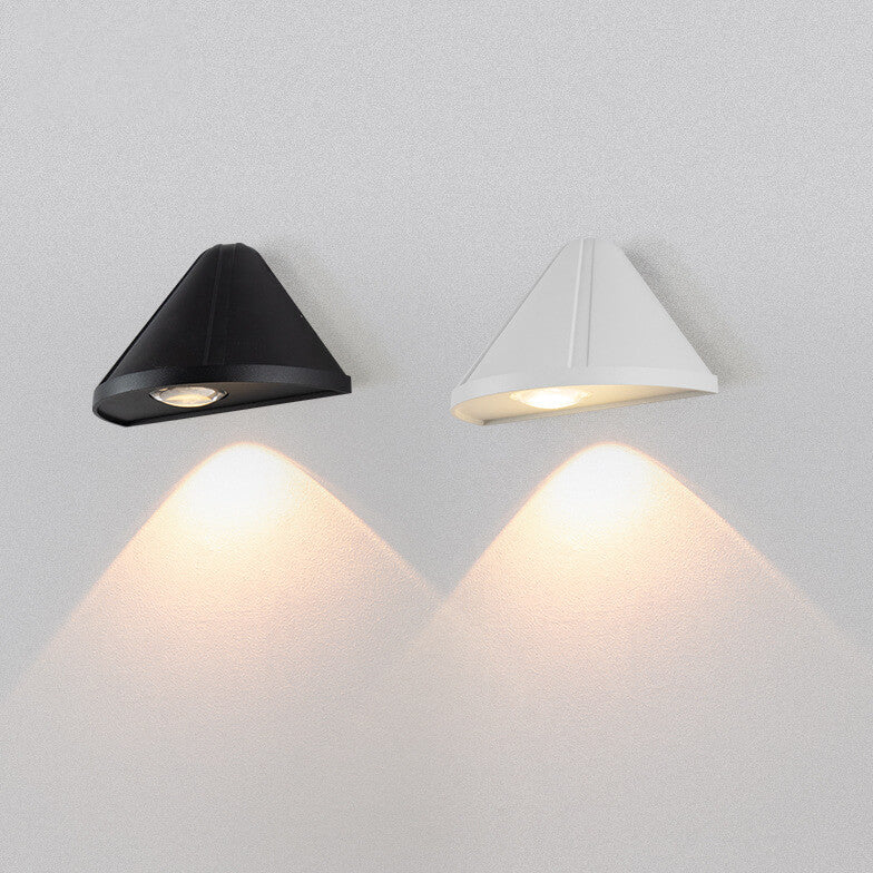 Triangle Aluminum Lens Frosted LED Outdoor Wall Sconce Lamp