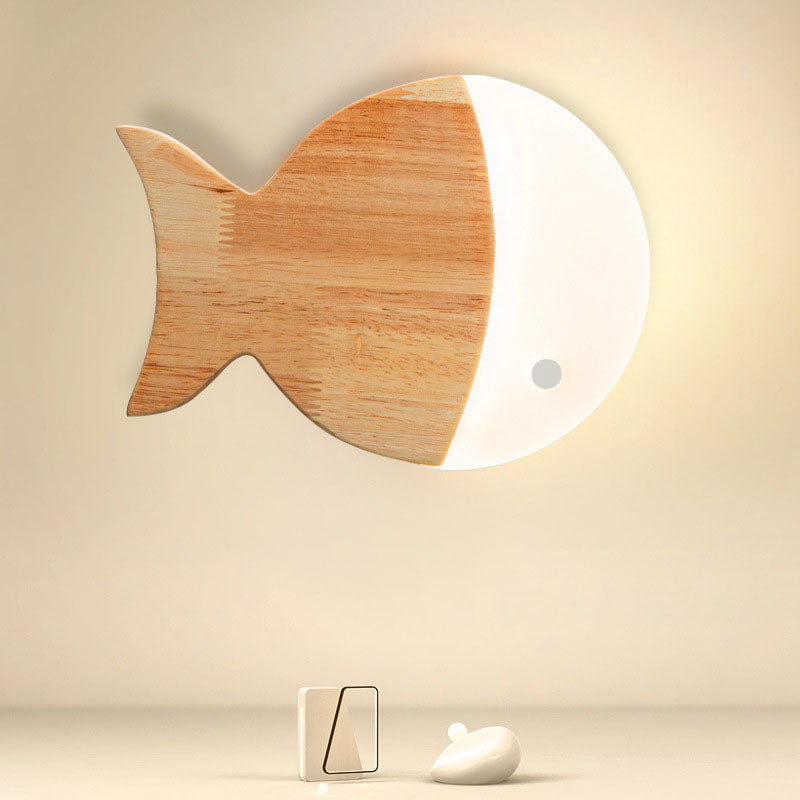 Nordic Creative Wood Art Small Fish LED Wall Sconce Lamp