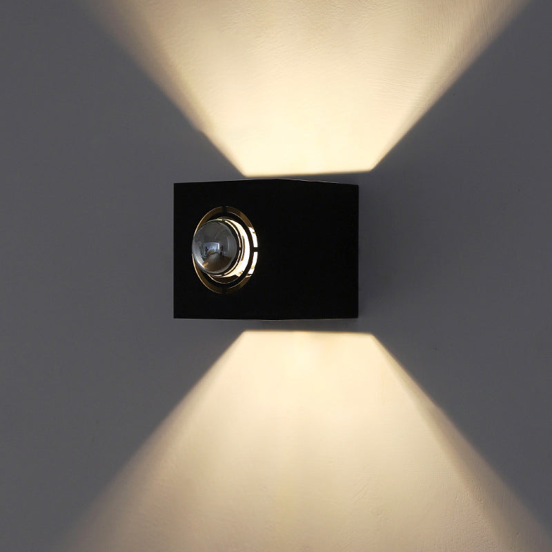 Modern Minimalist Square Iron 1-Light Wall Sconce Lamp