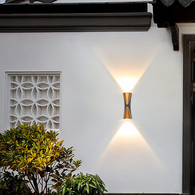 Outdoor Waterproof Aluminum Horn LED Wall Sconce Lamp