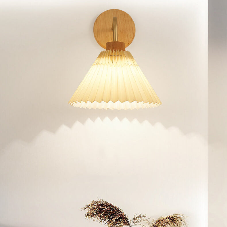 Minimalist Pleated Umbrella Shade 1-Light Wall Sconce Lamp