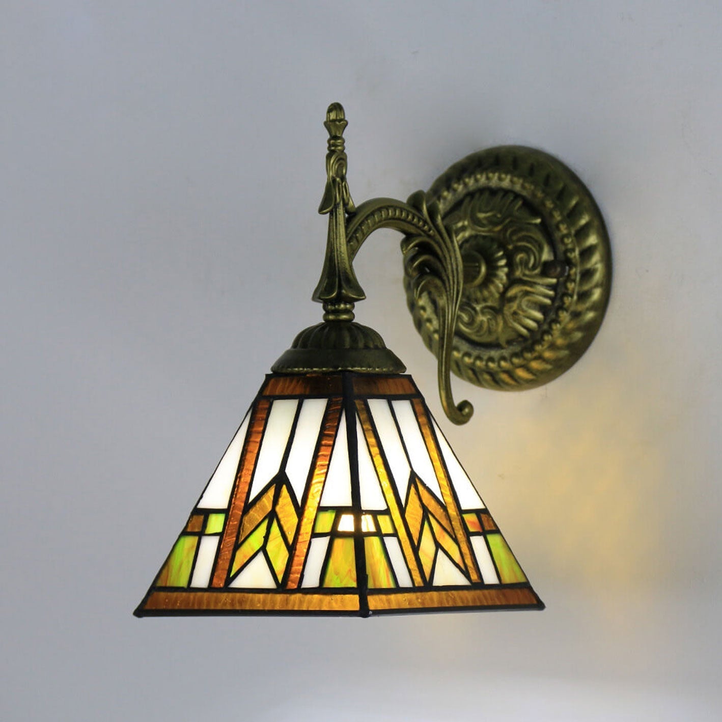 Tiffany Square Stained Glass 1-Light Wall Sconce Lamp