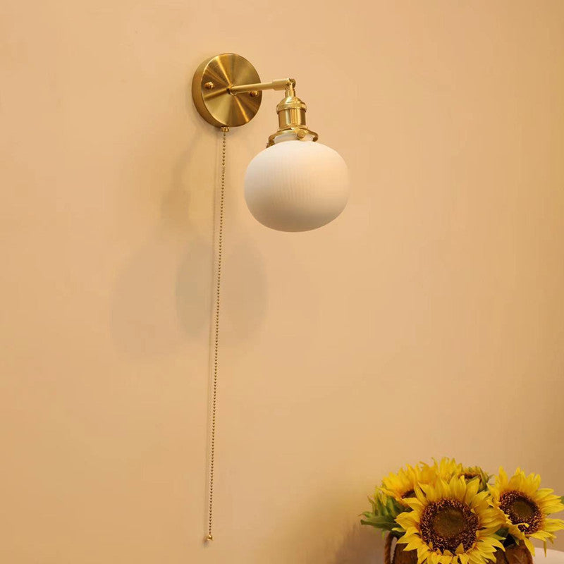 Simplicity Round 1-Light Vanity Light Wall Sconce Lamp