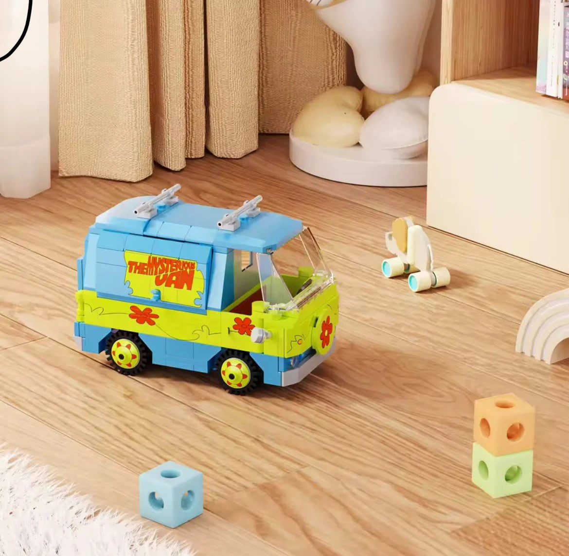 *FREE SHIP* MYSTERY MACHINE Scooby Doo Building Block Brick Set (SEALED)