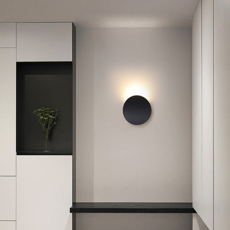 Minimalist Curved Round Aluminum LED Wall Sconce Lamp
