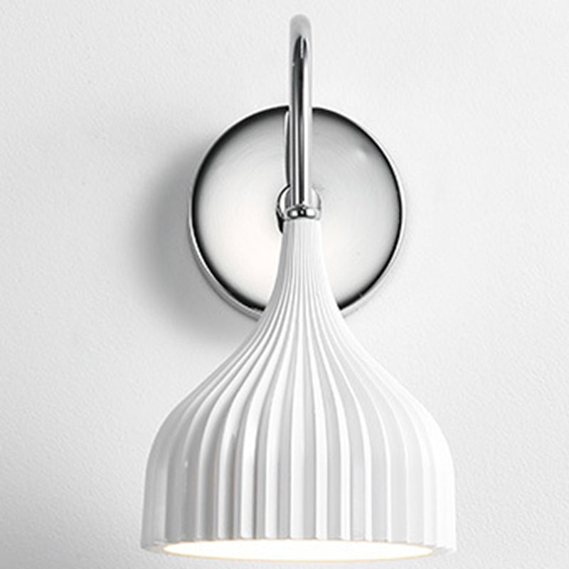 Modern Simplicity Resin Iron 1 - Light Wall Sconce Lamp