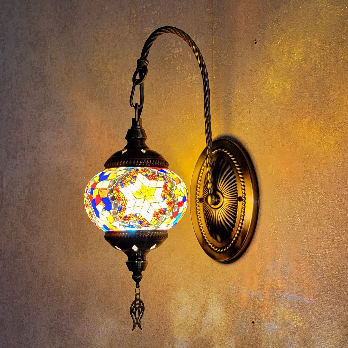 Tiffany Curved Pole Oval Stained Glass Standing Lamp