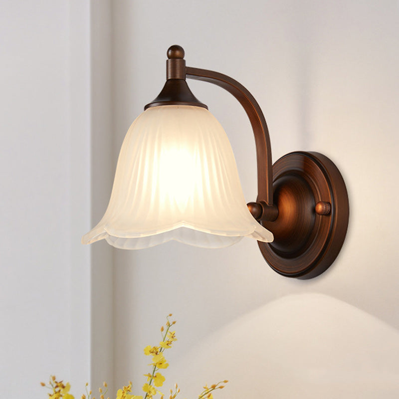 Traditional Trapezoid Iron Glass 1-Light Wall Sconce Lamp
