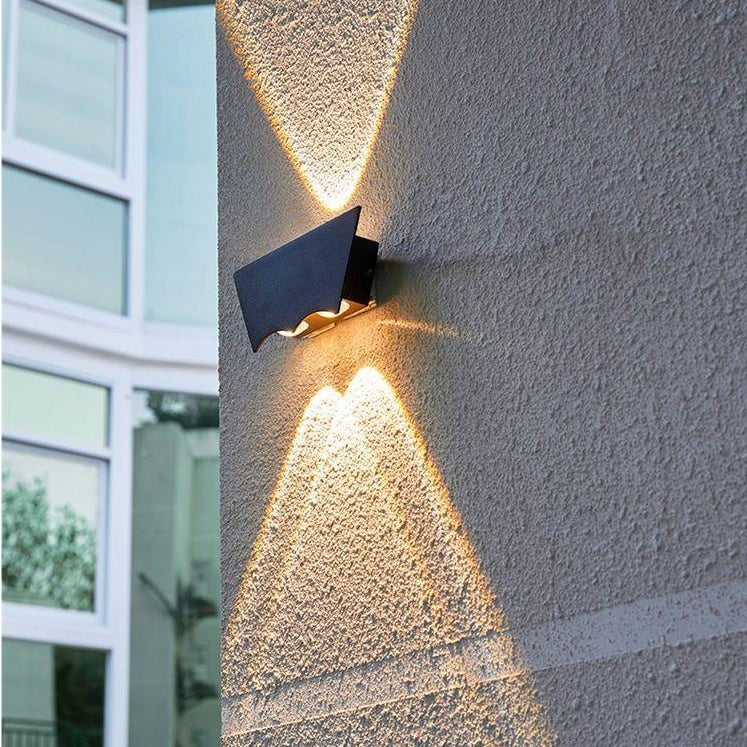 Waterproof Die-Cast Aluminum LED Outdoor Wall Sconce Lamp