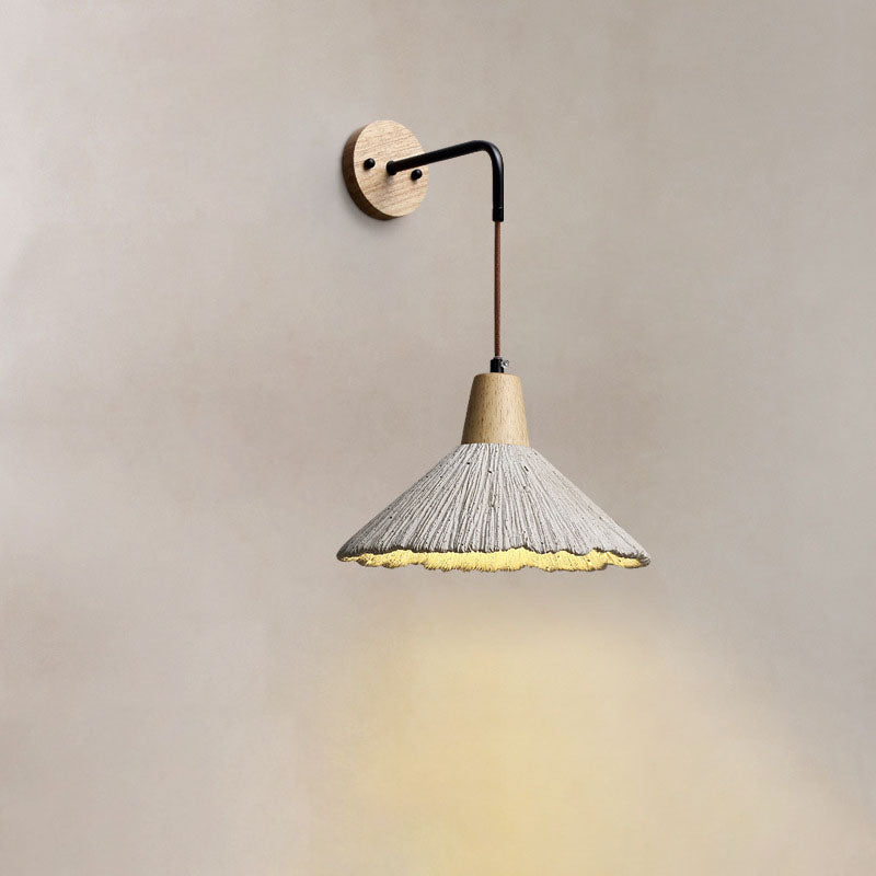 Traditional Japanese Wood Horn 1-Light Wall Sconce Lamp