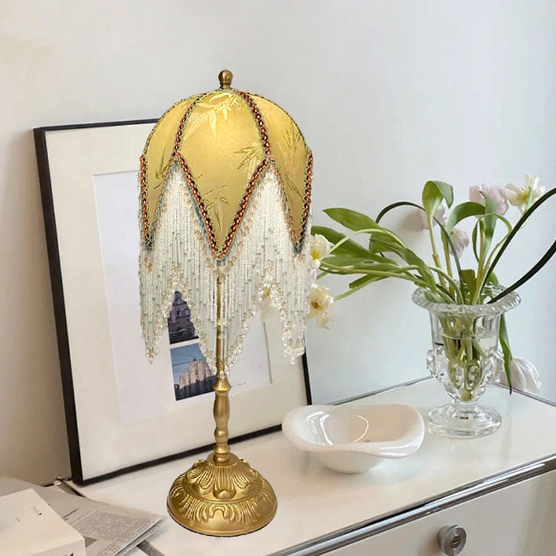 Traditional Leaf Table Lamp