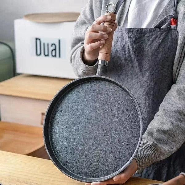 Uncoated Cast Iron Pancake Pan