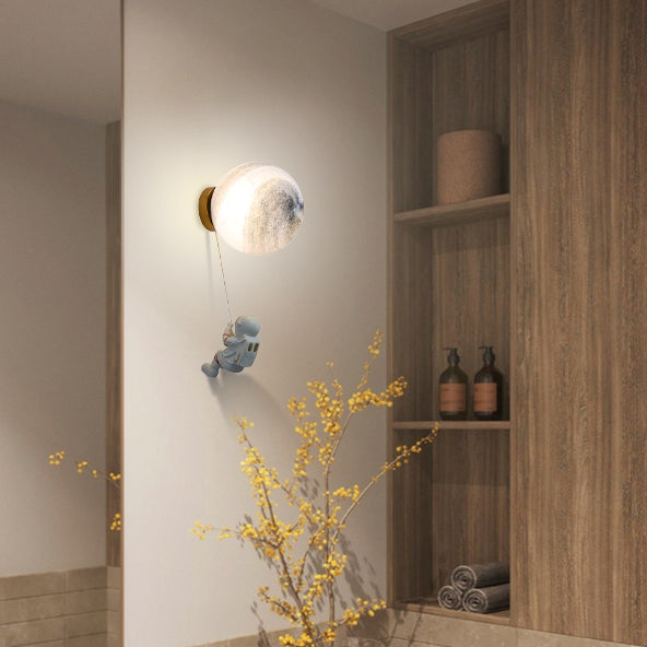 Spherical Round Resin Glass 1-Light Wall Scone Lamp