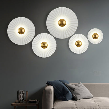 Creative Round Scallop Hardware LED Wall Sconce Lamp
