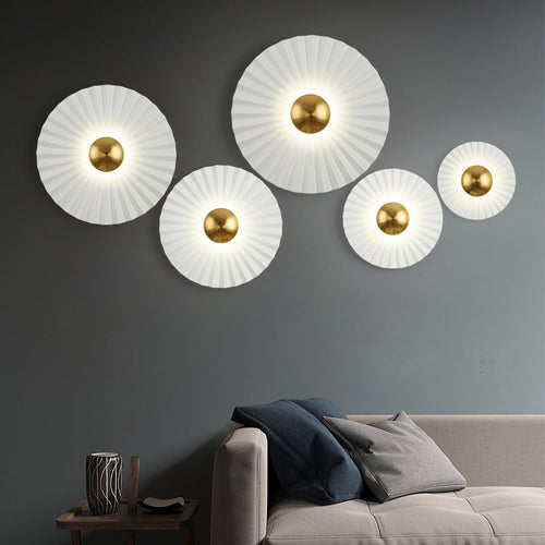 Creative Round Scallop Hardware LED Wall Sconce Lamp