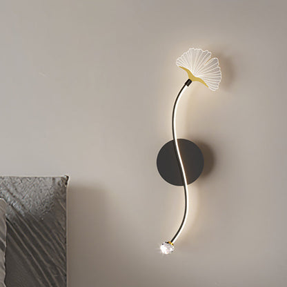 Iron Aluminum Acrylic Line Ginkgo Leaf LED Wall Sconce Lamp