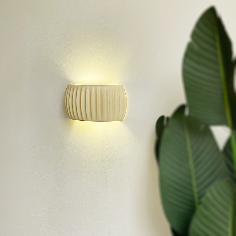 Cream Resin Semi-circular Shade 2-Light Wall Sconce Lamp