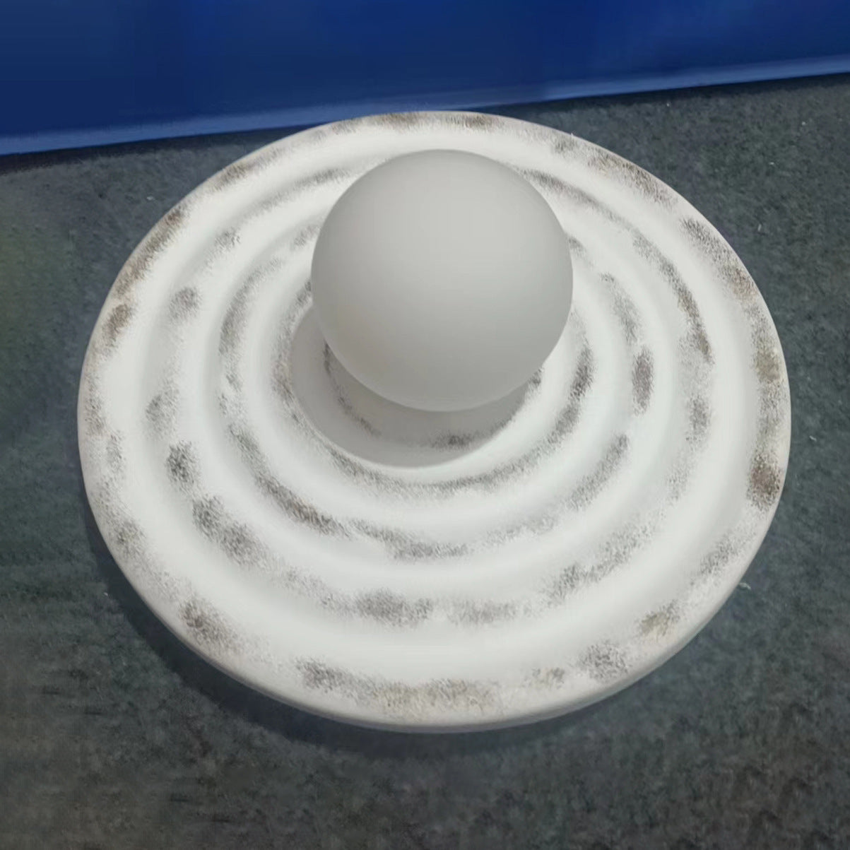Round Ripple Resin Glass Iron 1-Light Wall Sconce Lamp