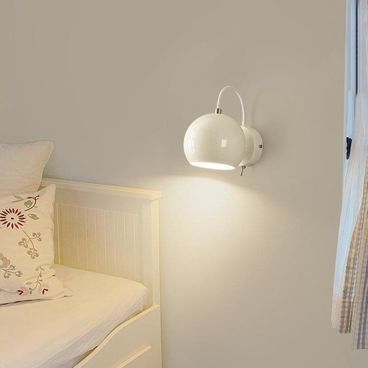 Cream Round Iron Aluminum 1-Light Wall Sconce Lamp