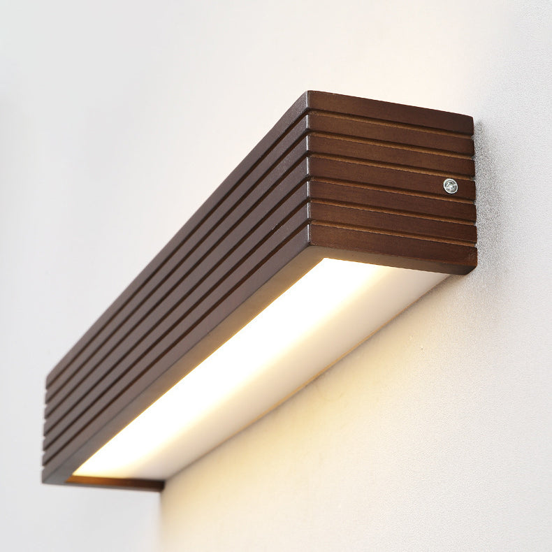 Traditional Wood Wall Light