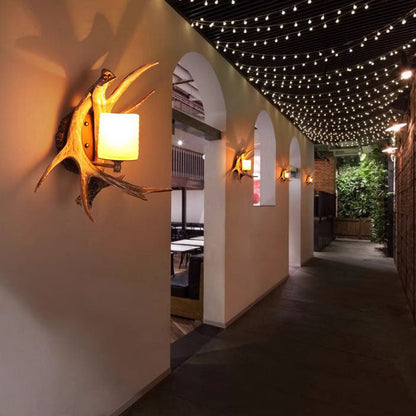 Resin Imitation Antler Glass Shade 1-Light Wall Sconce Lamp