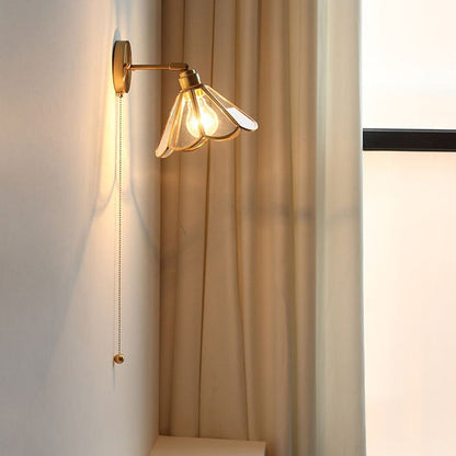 Tapered Petal All Copper Glass 1-Light Wall Sconce Lamp
