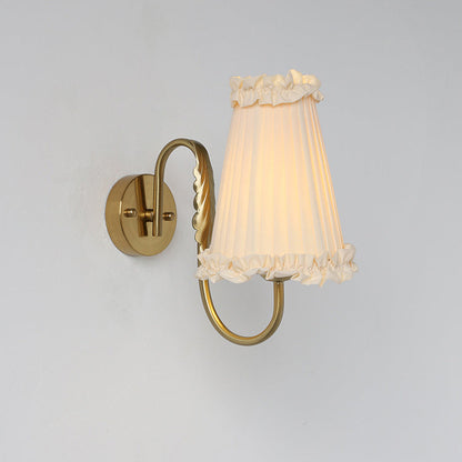 Pastoral Pleated Fabric Lace Shade 1-Light Wall Sconce Lamp