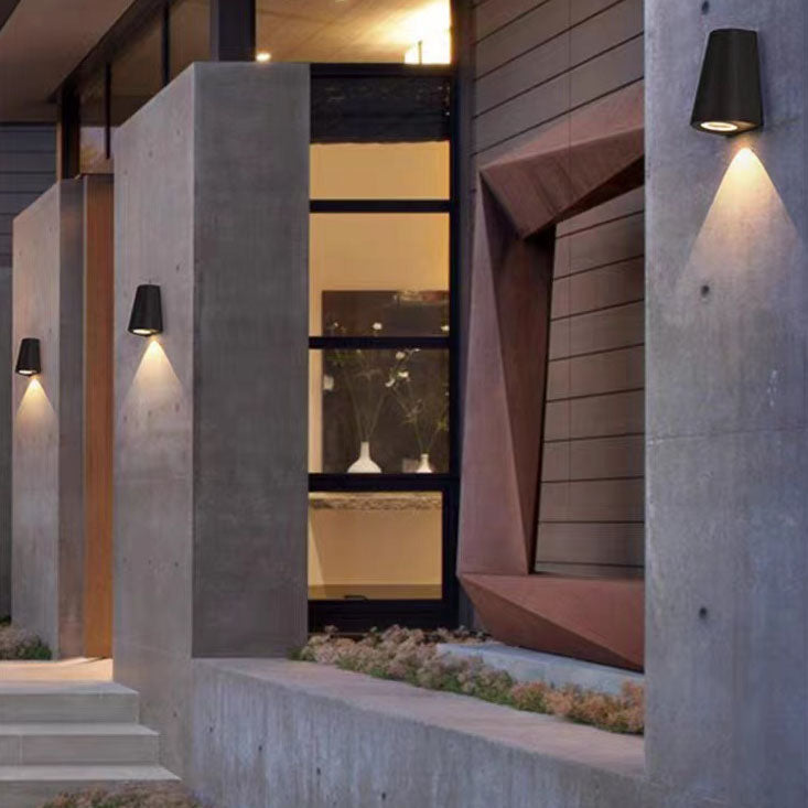 Waterproof Aluminum Horn LED Outdoor Wall Sconce Lamp
