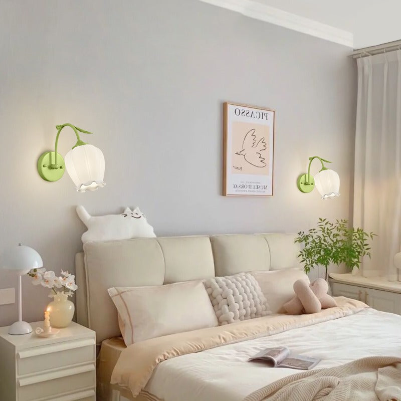 Simplicity Flower Iron Glass 1-Light Wall Sconce Lamp