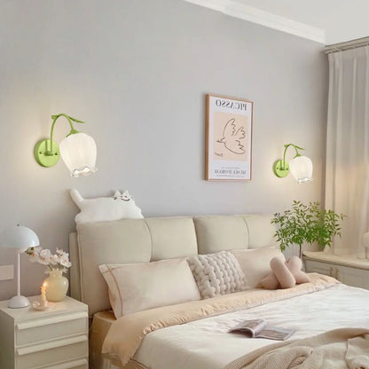 Simplicity Flower Iron Glass 1-Light Wall Sconce Lamp