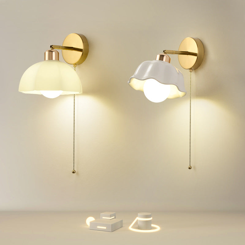 Modern Art Deco Flower Round 1-Light Wall Sconce Lamp