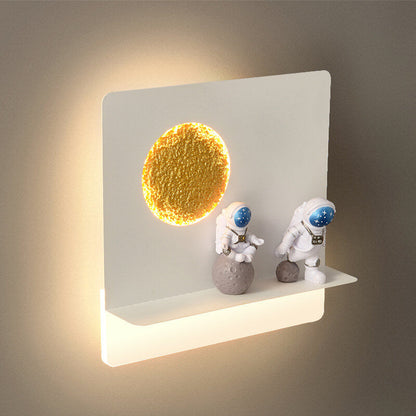 Creative Iron Resin Round Astronaut LED Wall Sconce Lamp