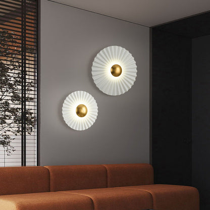 Creative Round Scallop Hardware LED Wall Sconce Lamp