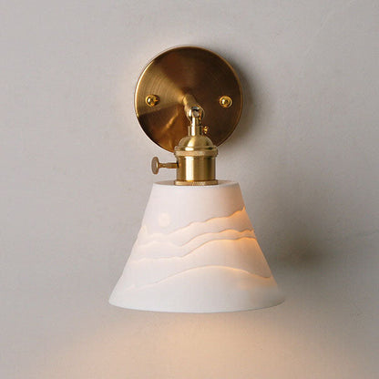 Minimalist Ceramic Mural Horn 1-Light Wall Sconce Lamp