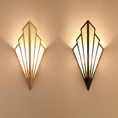 Creative Scalloped Iron Linen 1-Light Wall Sconce Lamp