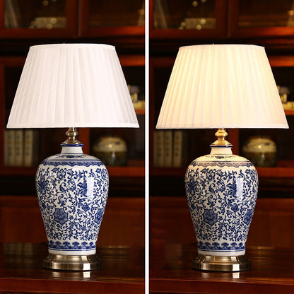 Traditional Ceramic Vase Table Lamp