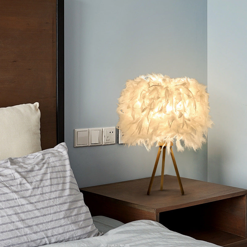 Modern Feather Table Lamp