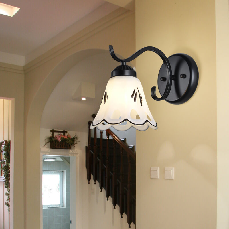 Retro Rustic Iron Glass 1-Light Wall Sconce Lamp