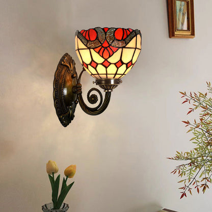 Tiffany Circle Curved Iron Glass 1-Light Wall Sconce Lamp