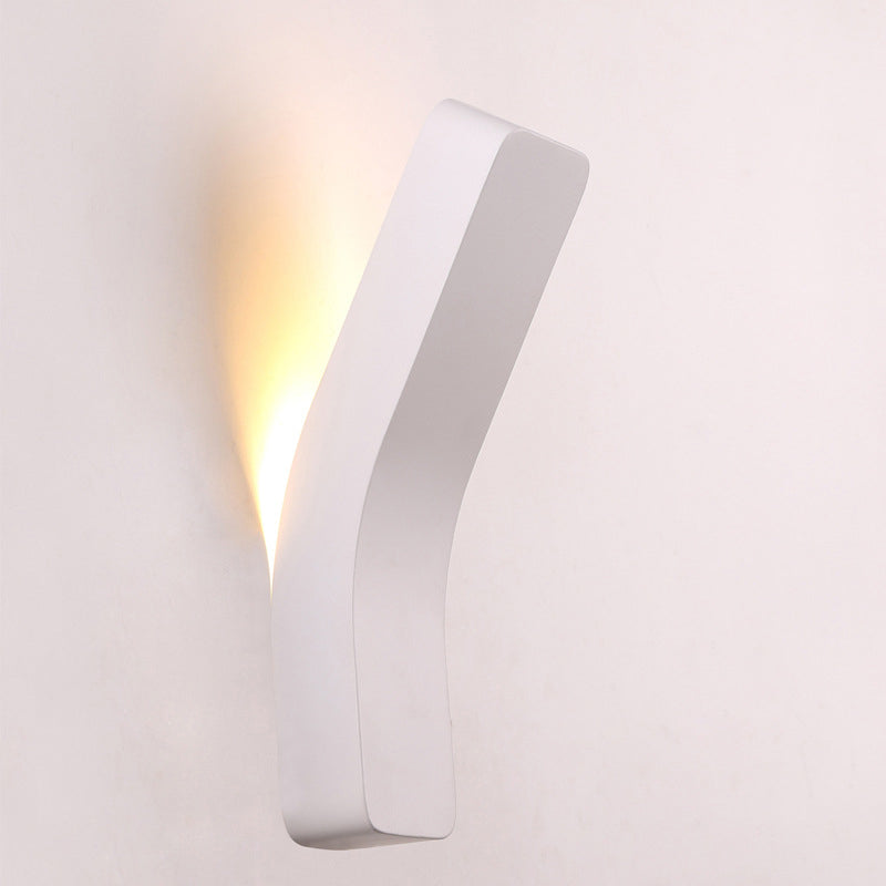 Minimalist Rectangular Curved Iron 1-Light Wall Sconce Lamp