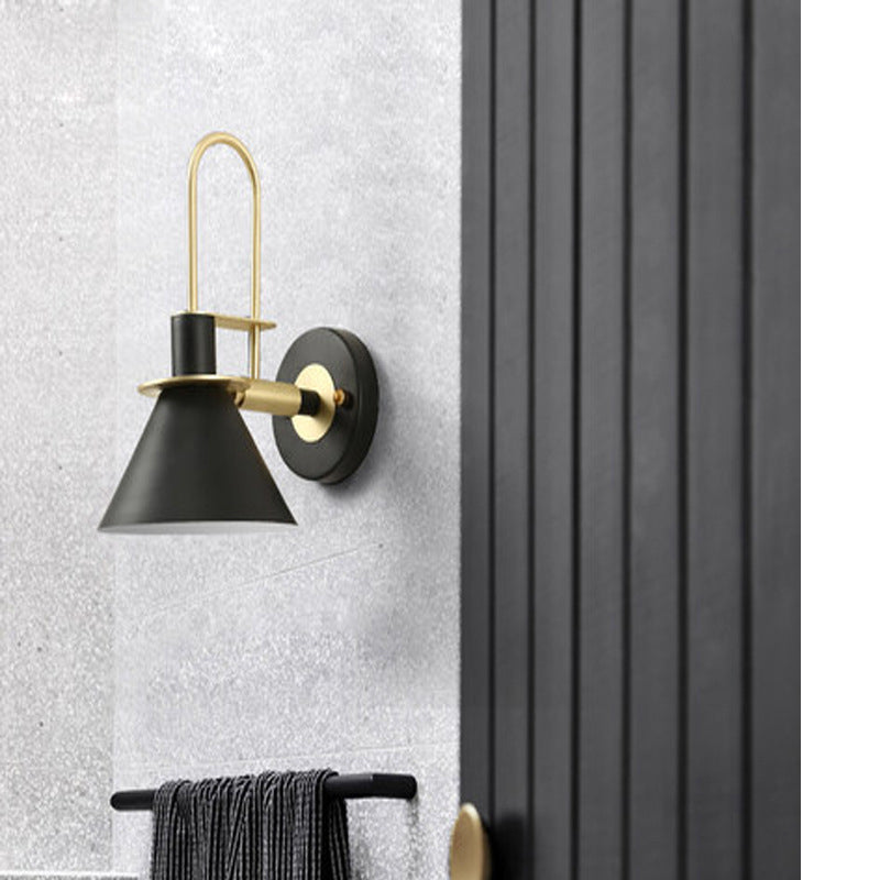 Modern Minimalist Horn Iron 1-Light Wall Sconce Lamp
