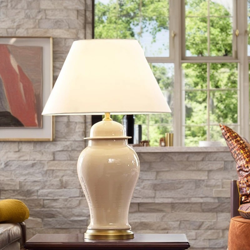 Traditional Vase Table Lamp