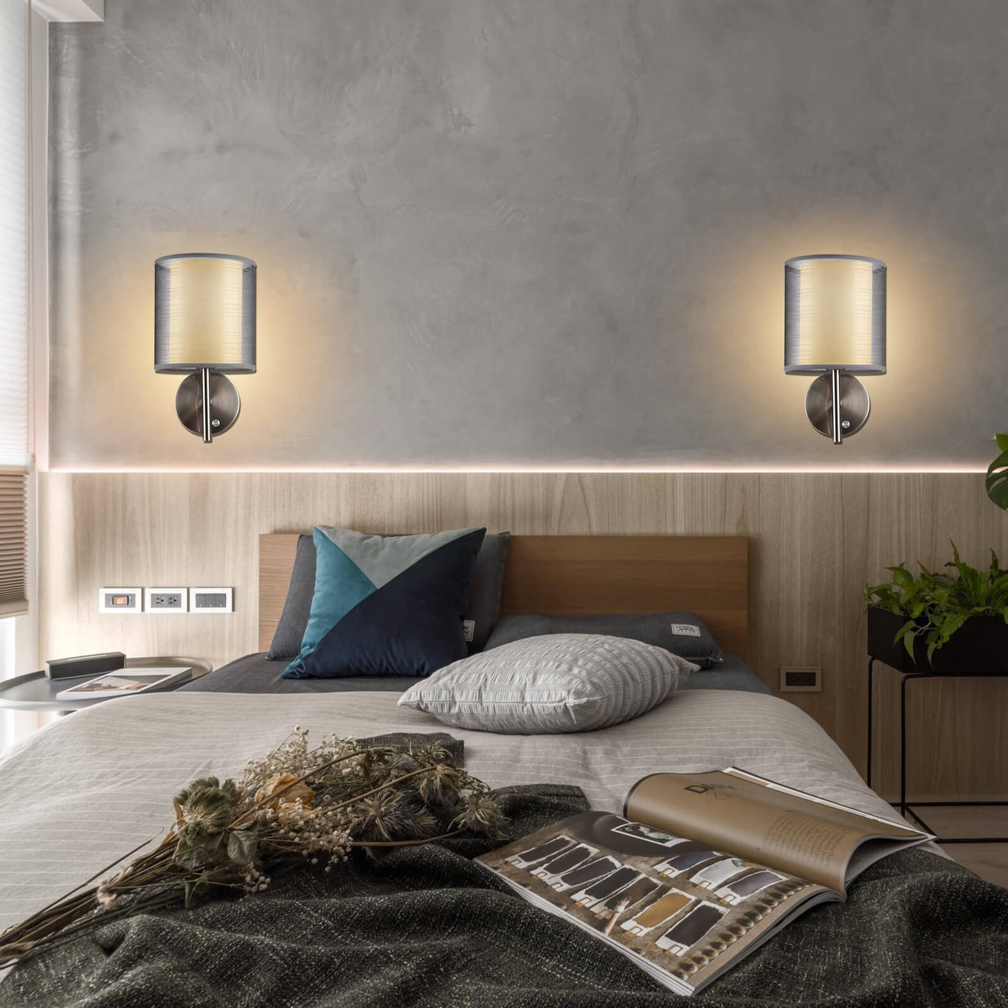 Minimalist Cylinder Iron Gauze 1-Light Wall Sconce Lamp