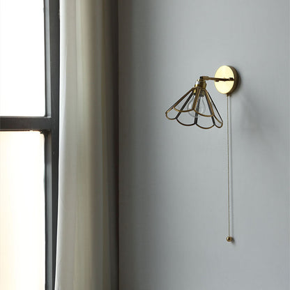 Tapered Petal All Copper Glass 1-Light Wall Sconce Lamp