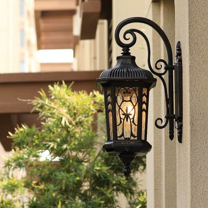 Outdoor Carved Cage Aluminum Glass 1-Light Wall Sconce Lamp