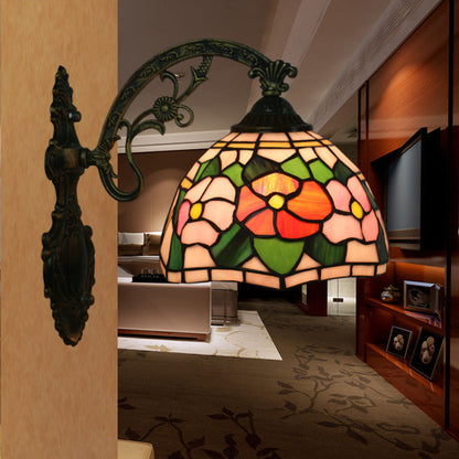 Tiffany Alloy Iron Stained Glass 1-Light Wall Sconce Lamp