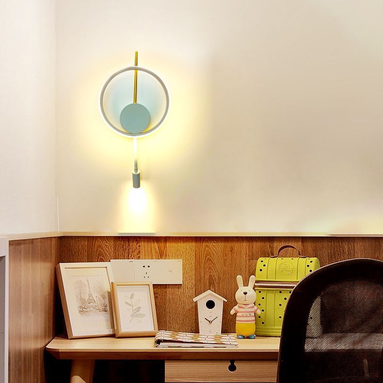 Round Leaf Iron Aluminum Acrylic LED Wall Sconce Lamp