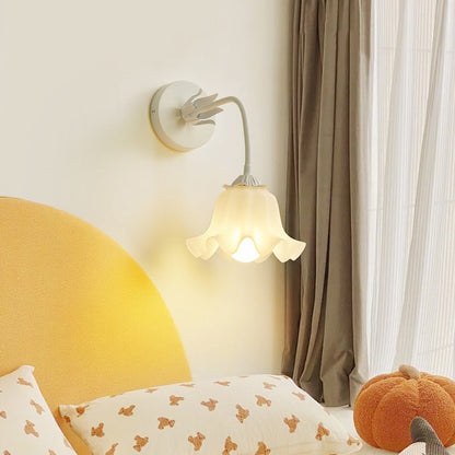 Acrylic Bell Orchid Flower Shade 1-Light Wall Sconce Lamp