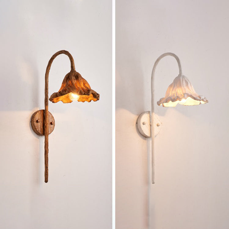 Chinese Iron Flower Lotus Leaf 1-Light Wall Sconce Lamp