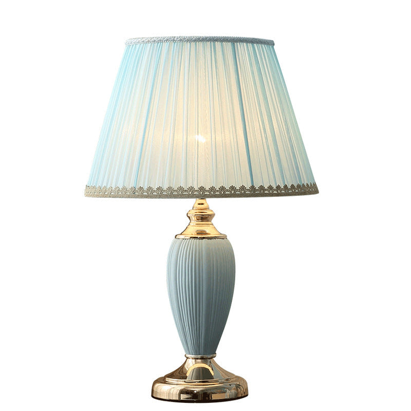 Traditional Ceramic Table Lamp